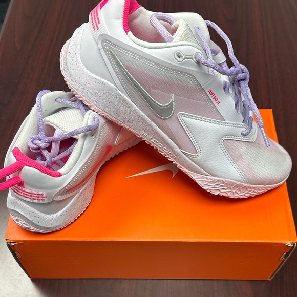 Nike Shoes - NEW Nike Women’s HyperAce 3 Volleyball/Basketball Shoes